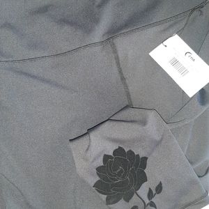Ziya Black Velvet Floral LightnTight 7/8 24"